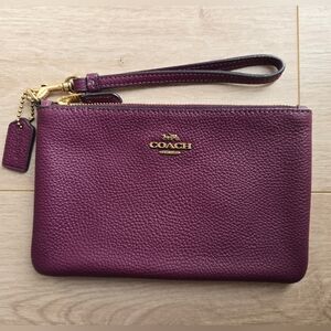 Coach Zip Leather Wristlet
